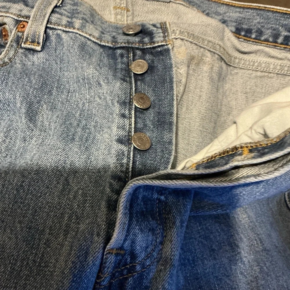 Levis 501 Straight Leg Stone Wash Button Fly Jeans 34x34 07/09‎ See Label Photos